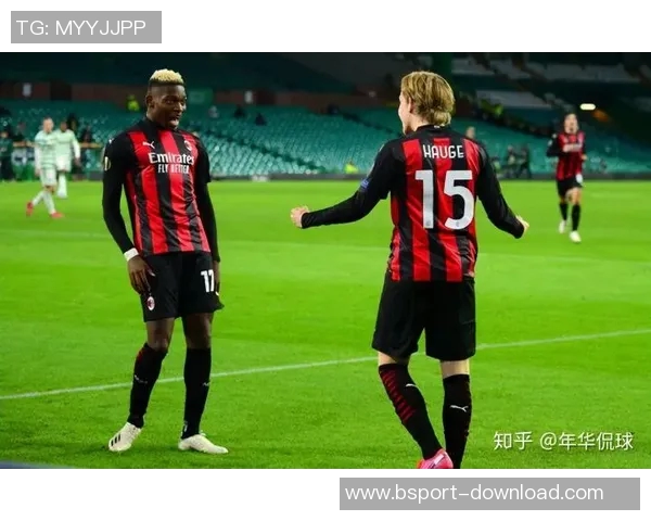 中超精彩对决AC米兰与曼联激战成平红牌事件引发全场热议